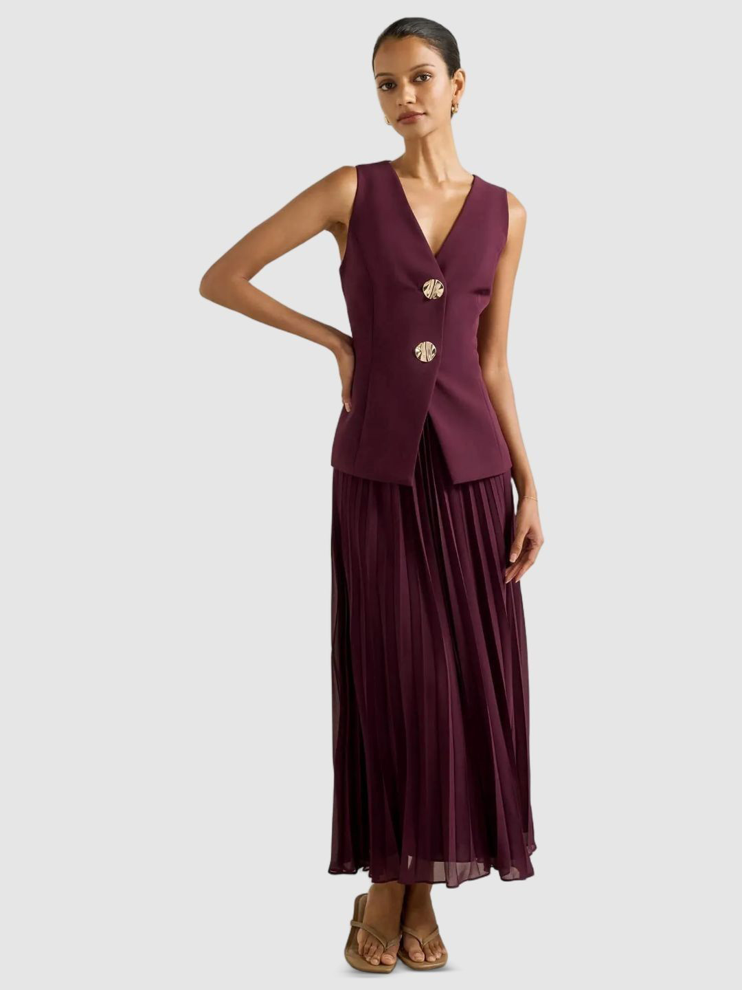 Forever New Women V-Neck Vest & Skirt Co-Ords