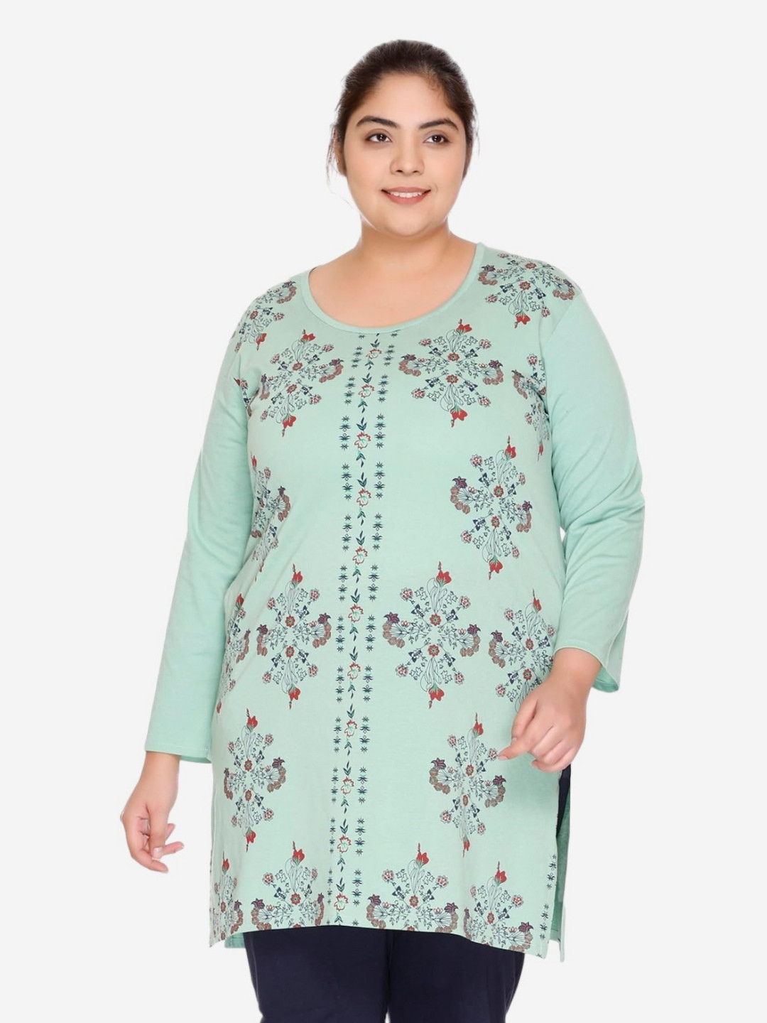 IN Love Plus Size Floral Printed Round Neck Cotton Pockets Relaxed Fit T-shirt