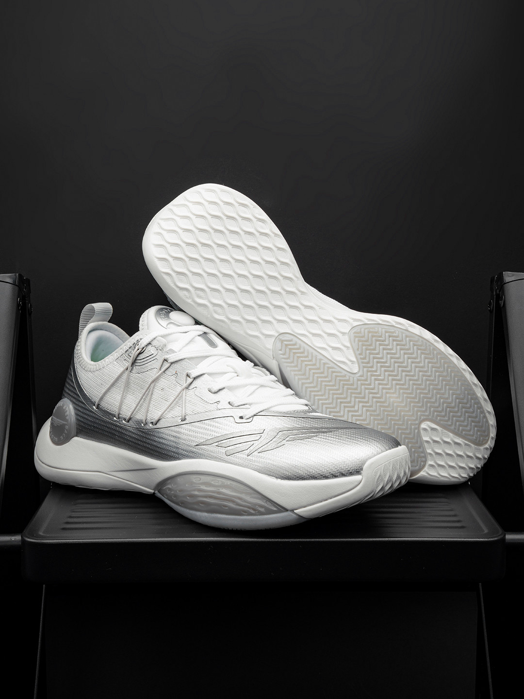 Red Tape Men Mesh Walking Non-Marking Lace-Ups Shoes