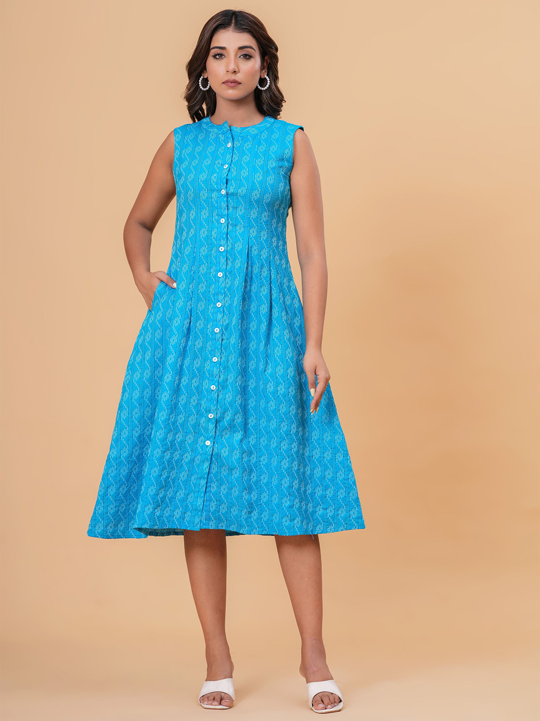 Garin Checked Women Ethnic Motifs Printed Fit and Flare Midi Dress