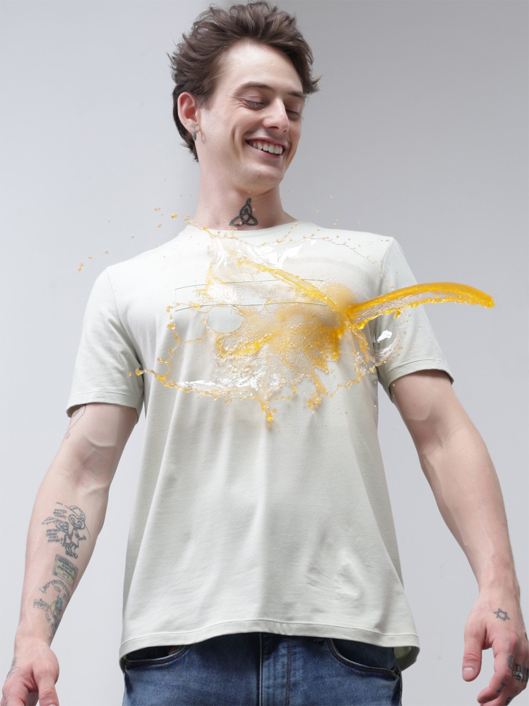 TURMS Men Solid Crew Neck Half Sleeves Stain And Water Repellent Cotton Tshirt