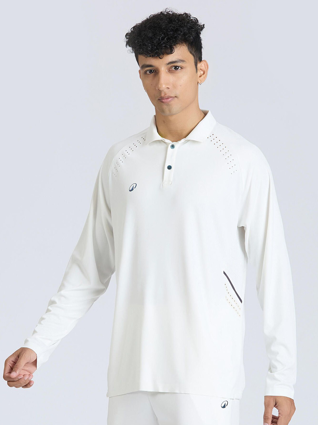 Decathlon Men White Solid Polo Collar T-shirt