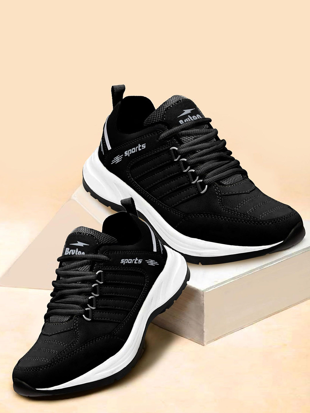 Bruton Men Woven Design Sneakers