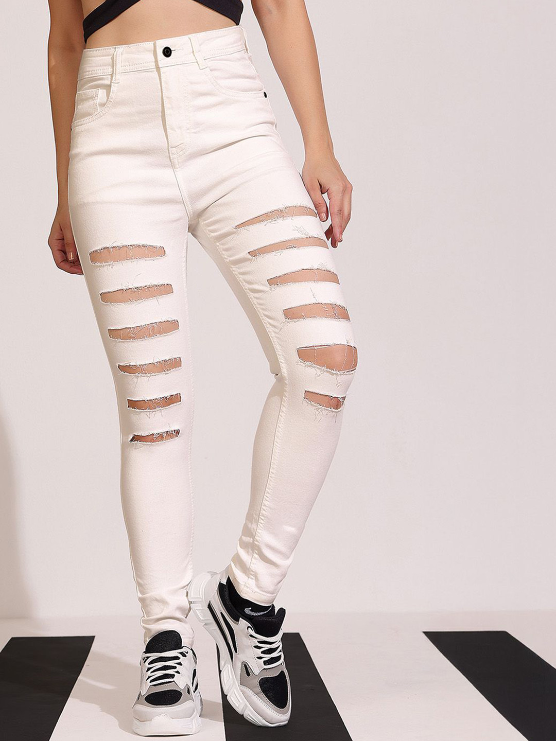 DOLCE CRUDO Women's Skinny High Rise Ripped Regular length Stretchable Denim Jeans