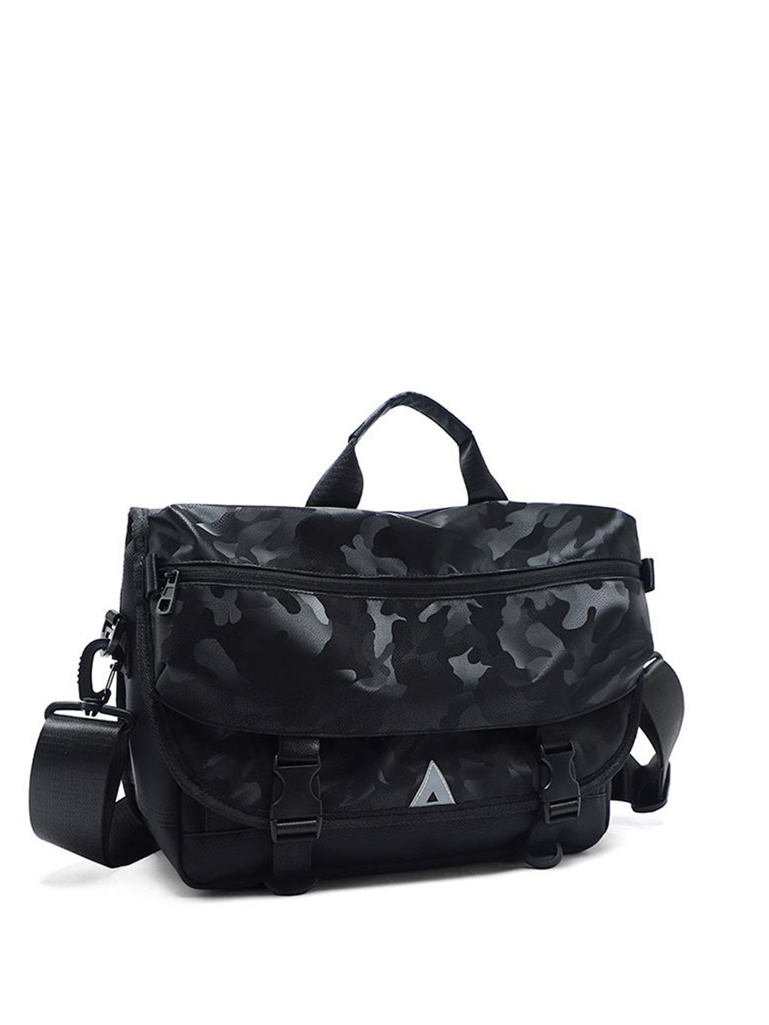 Mast & Harbour Graphic Printed Small Casual Duffel Bag