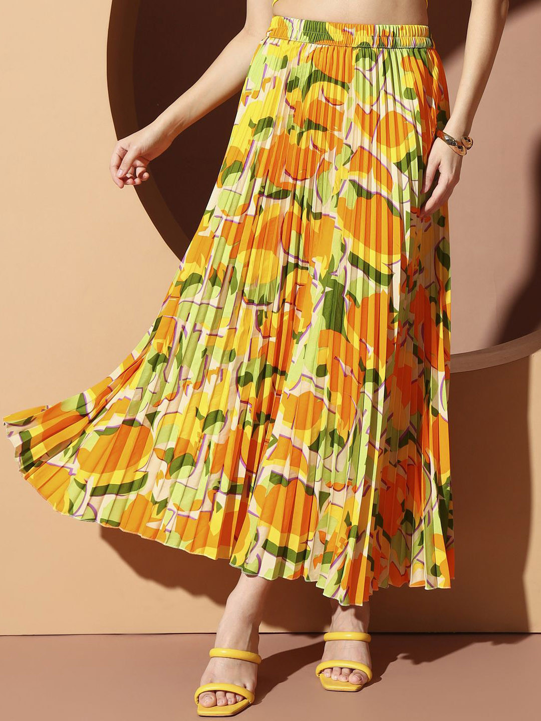 ZWERLON Abstract-Printed Maxi Elastic Waist Flowing Long Length Pleated Skirt