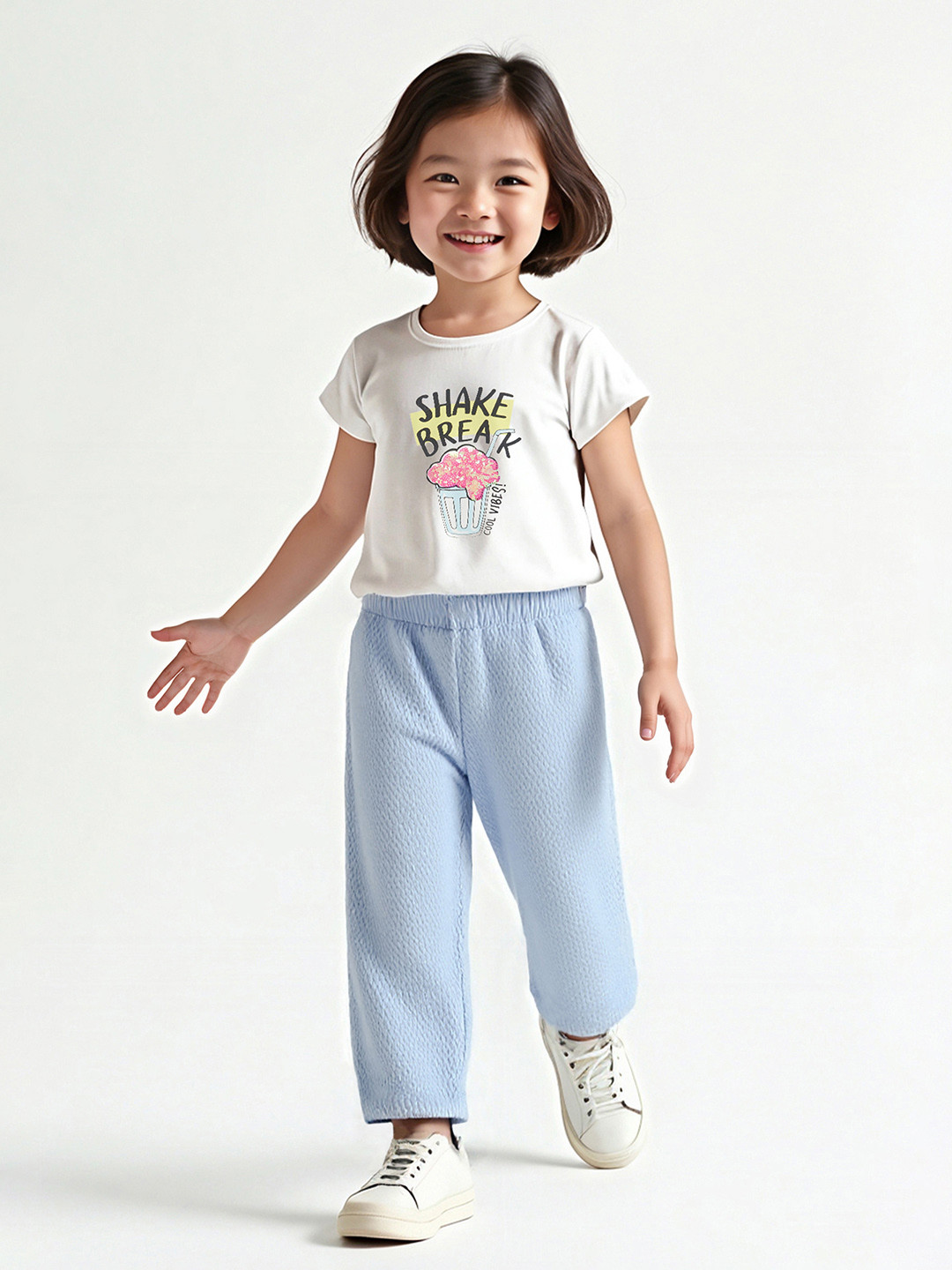 max Girls Textured Mid-Rise Track Pants