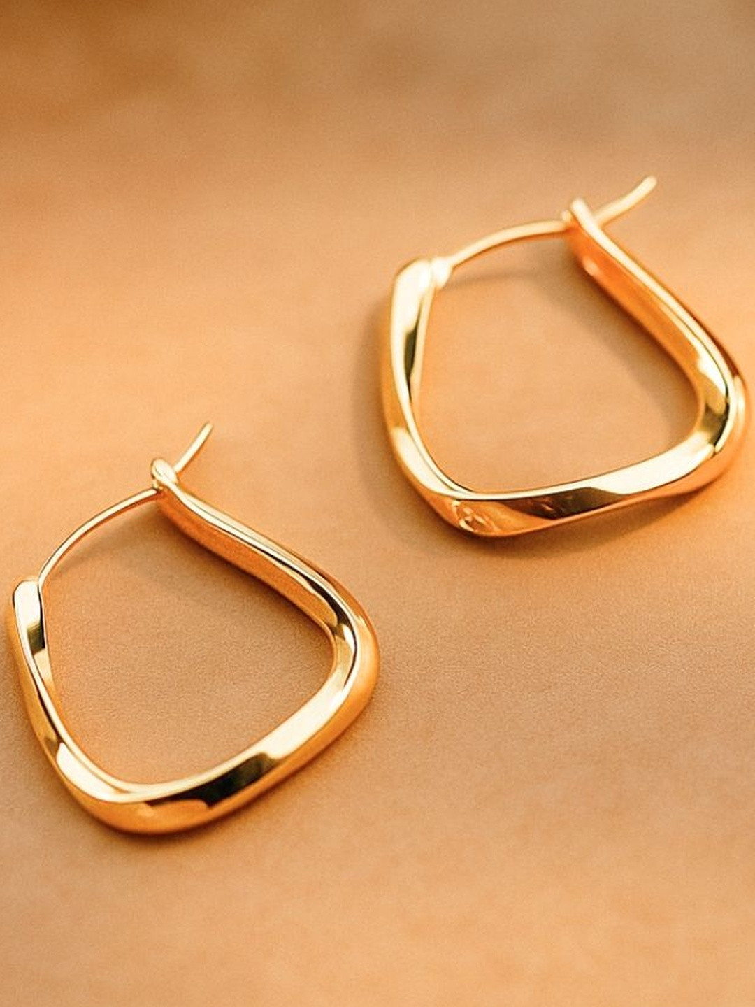 DressBerry Korean Style Golden Hoop Earrings