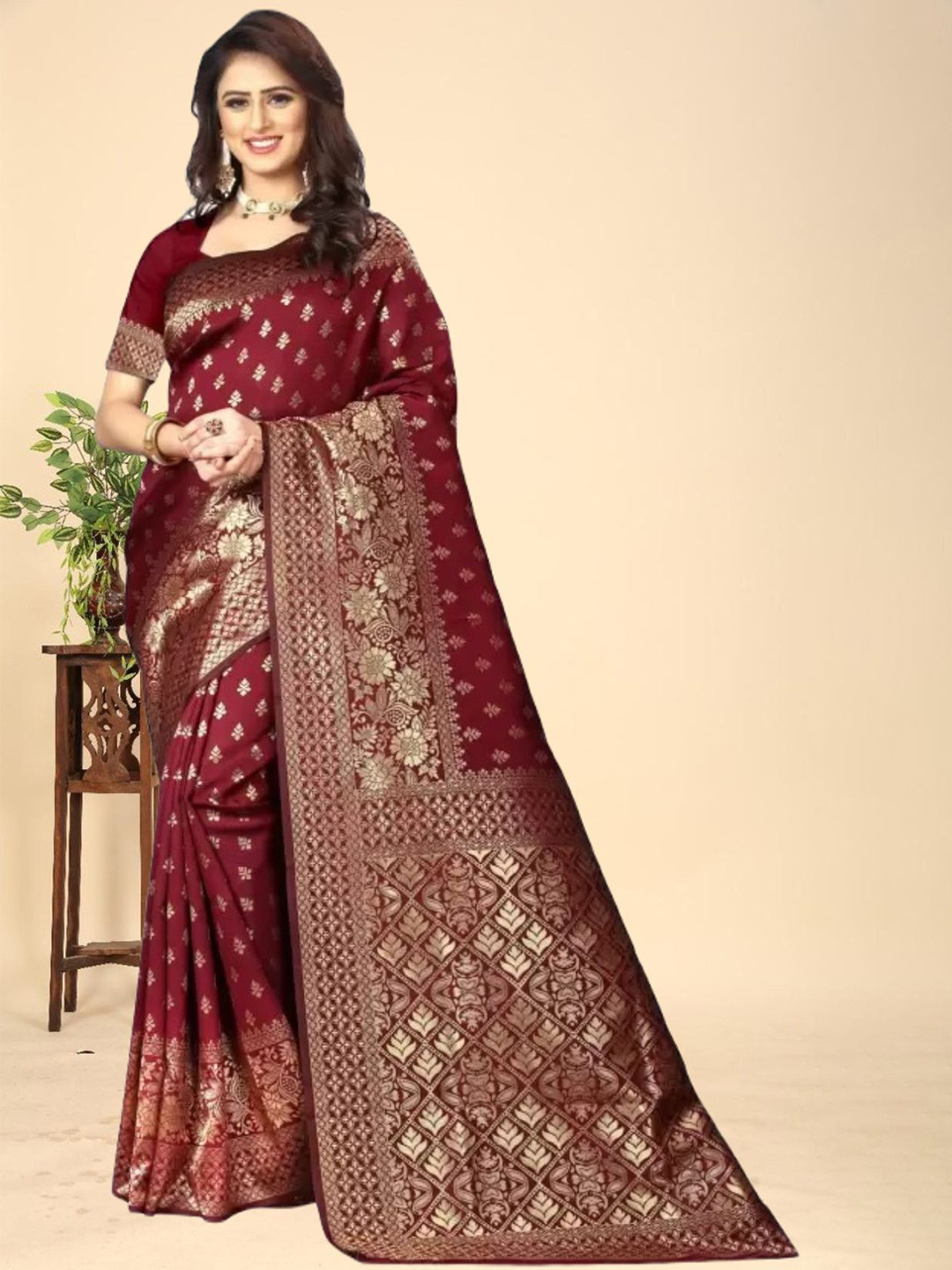 MORDEN MUSE Floral Silk Blend Kanjeevaram Saree