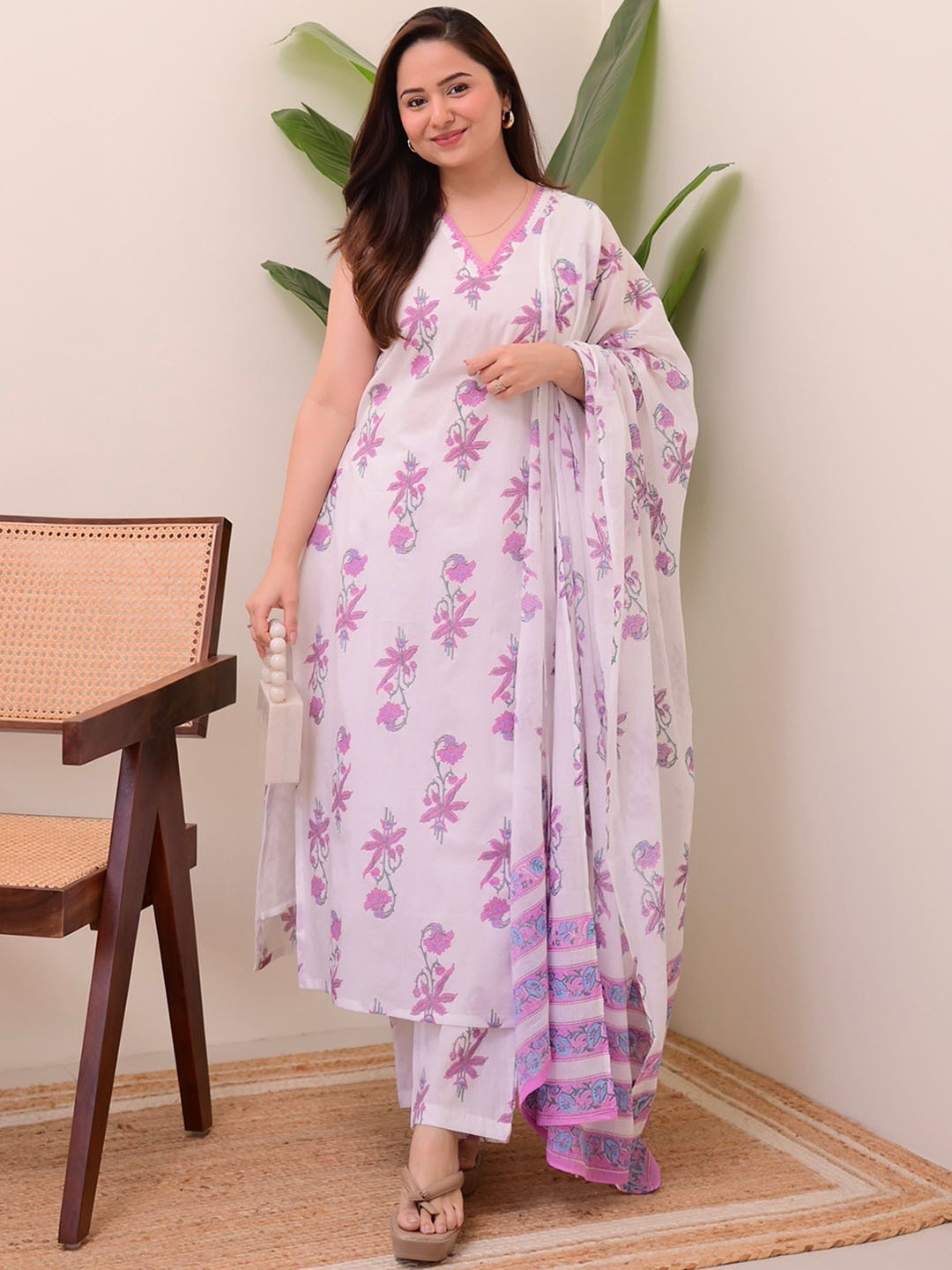 GORGONE Floral Printed Cotton A Line Kurta With Palazzos & Dupatta