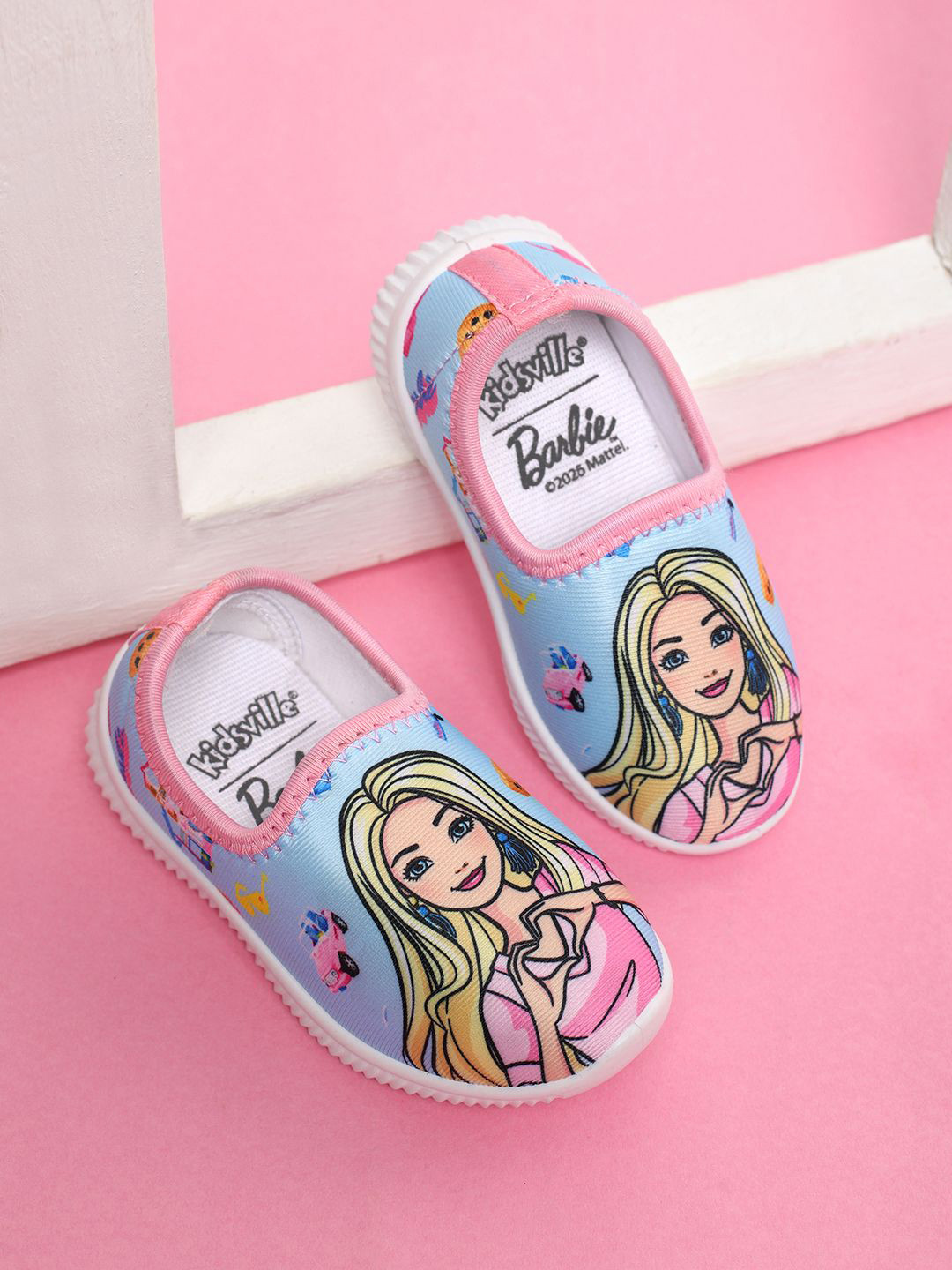 Kids Ville Girls Barbie Printed Casual Shoes