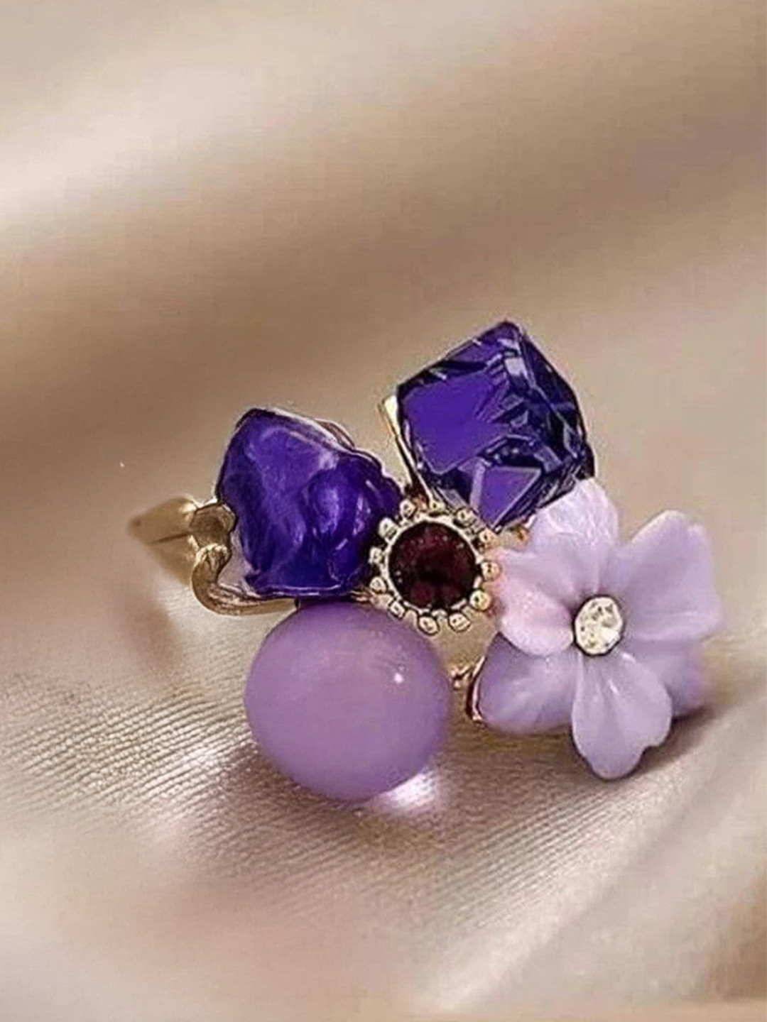 PASU FASHION Artificial Stone Studded Enamelled Floral Shaped Studs