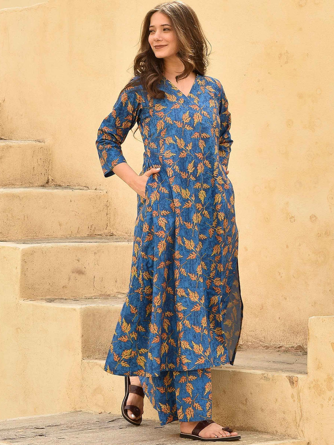 GORGONE Floral Printed A Line Kurta With Palazzos