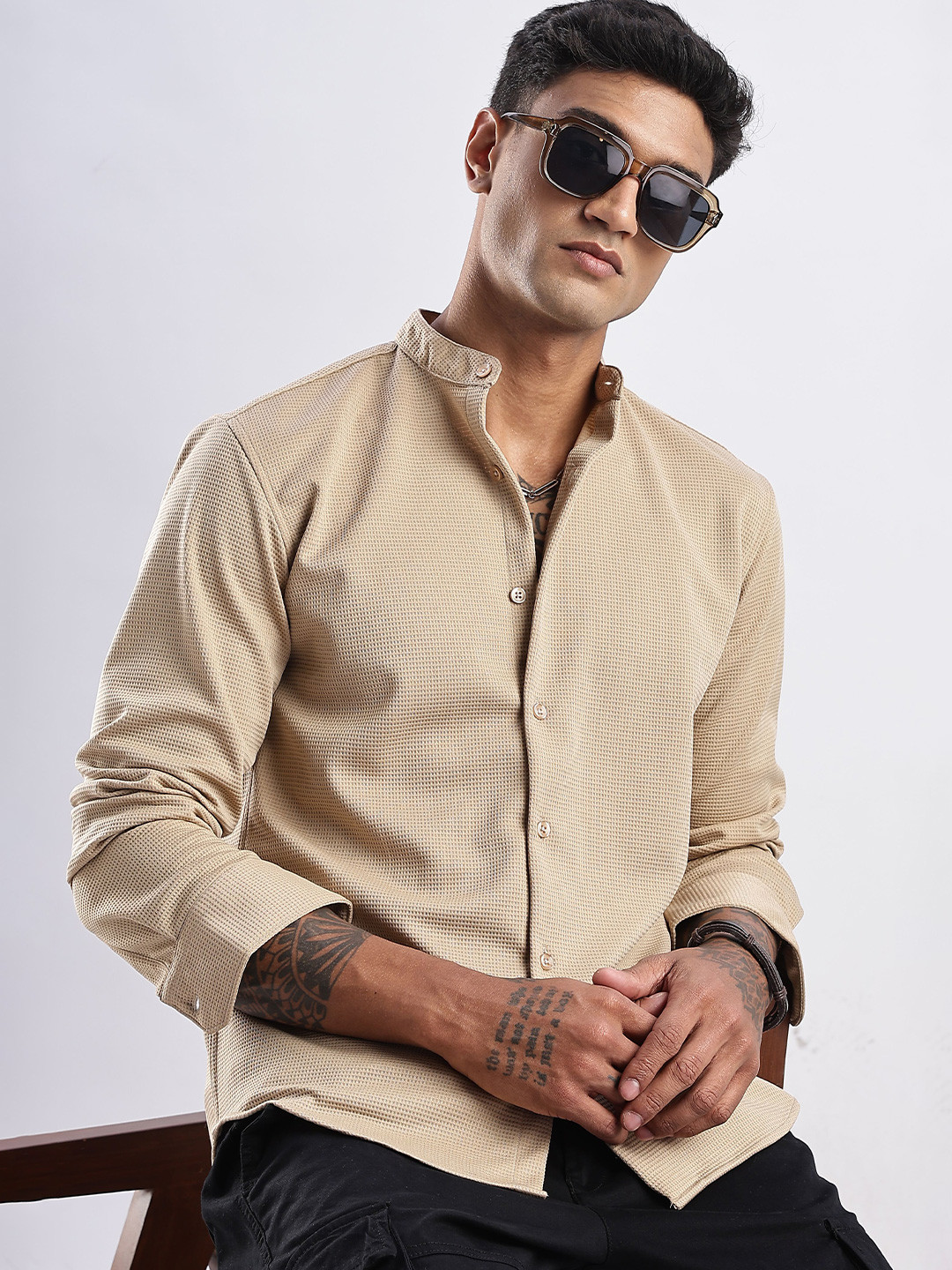 THE BEETEL HOUSE Men Waffle Dobby Regular Slim Fit Casual Shirt