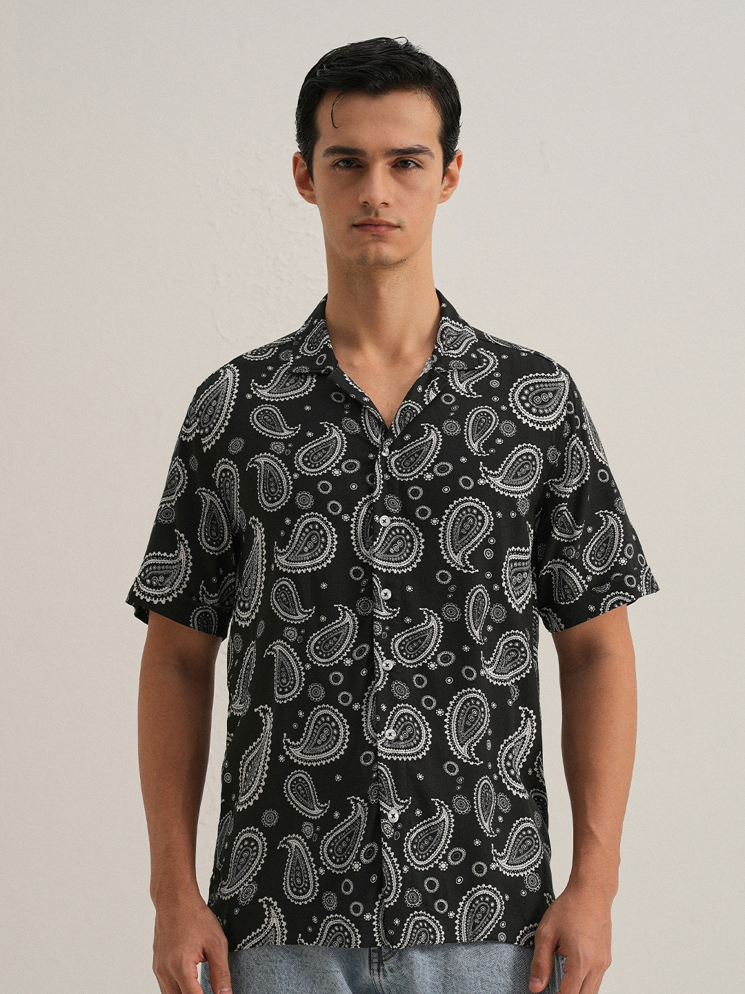 Banana Club Classic Slim Fit Paisley Printed Cuban Collar Casual Shirt