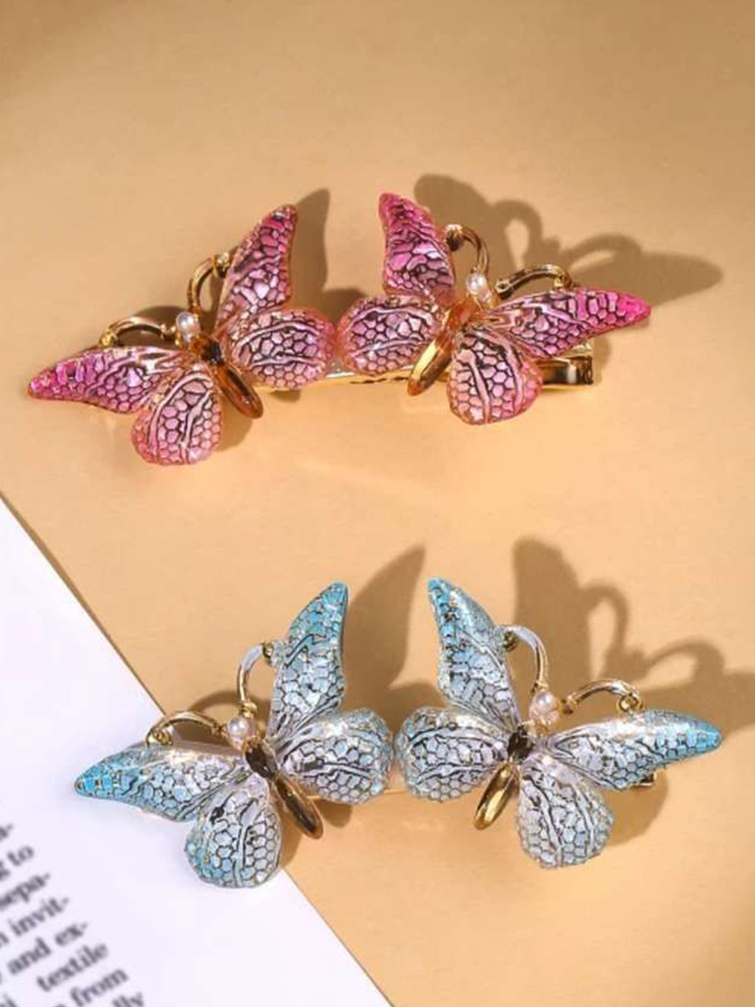 Radhya Accessories Women Set of 2 Butterfly Hair Clips