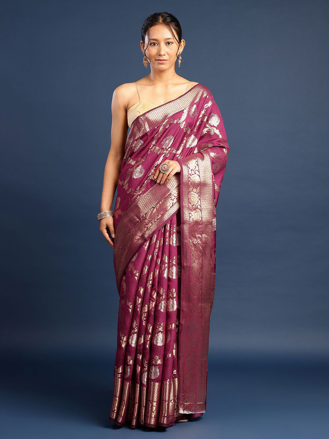 SAREESHADOW Floral Handwoven & Art Silk Banarasi Saree With Unstiched Blouse Piece