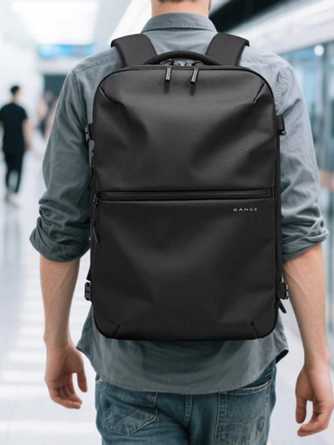 Red Lemon Unisex Slim Water Resistant 15.6 Inch Office Laptop Backpack