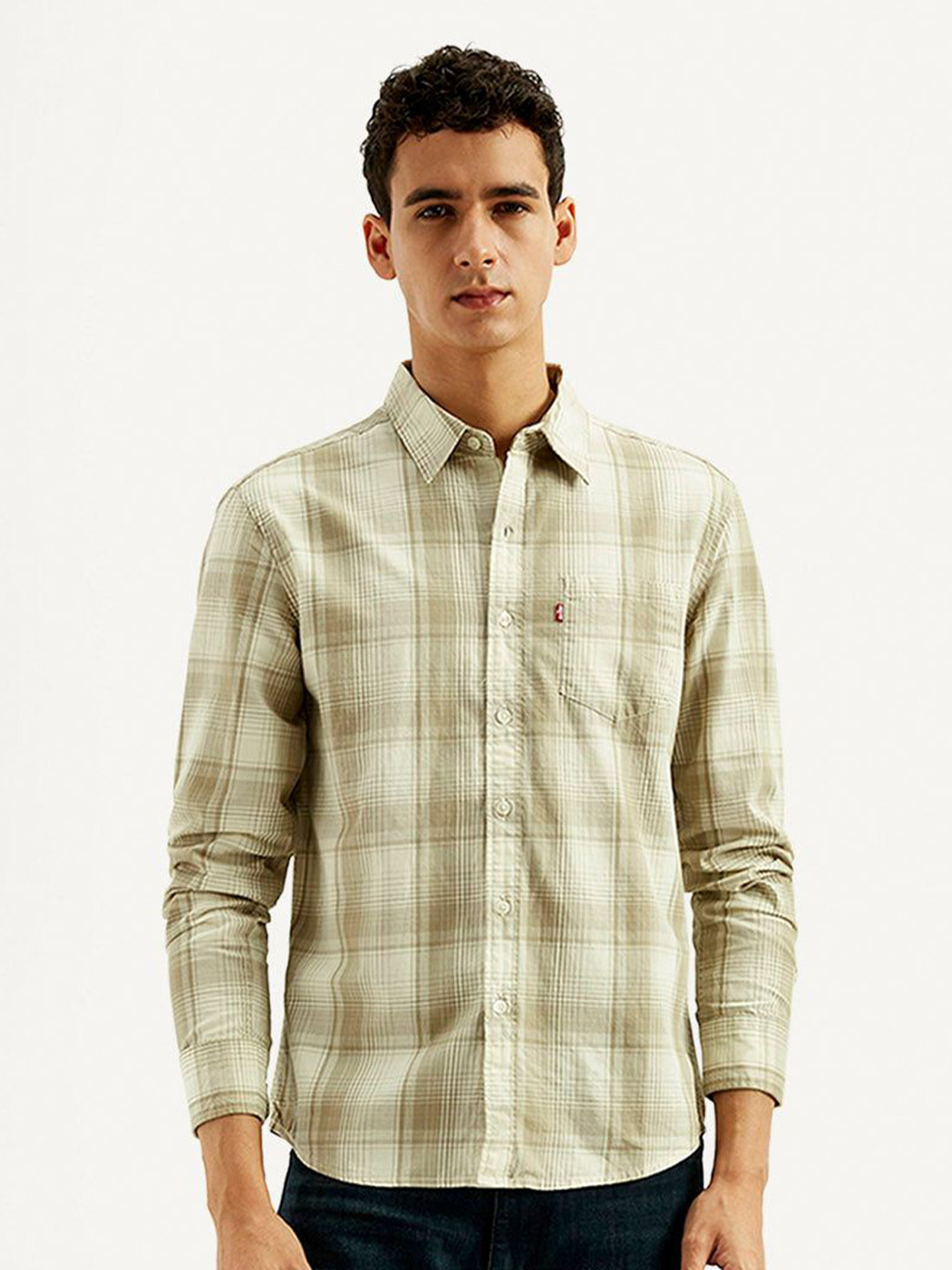 Levis Men Classic Slim Fit Tartan Checked Spread Collar Cotton Casual Shirt