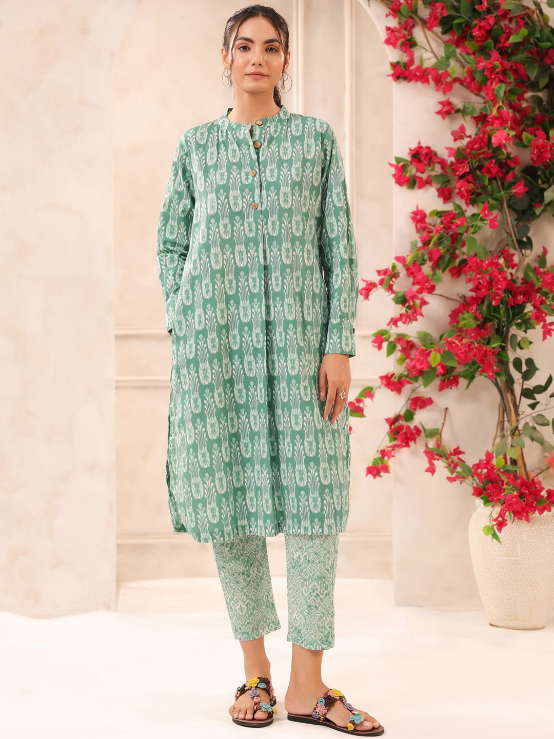 Jaipur Morni Floral Printed Band Collar Pure Cotton Straight Kurta & Trousers