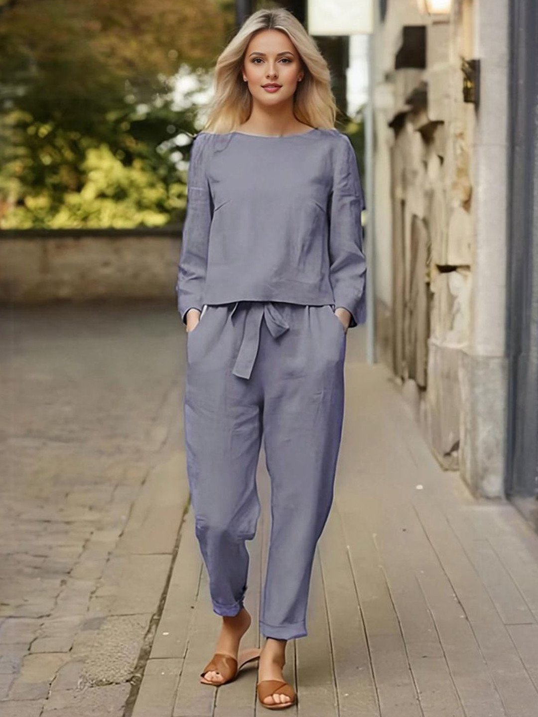 Blooming Tales Women Solid Top With Trousers Co-Ords