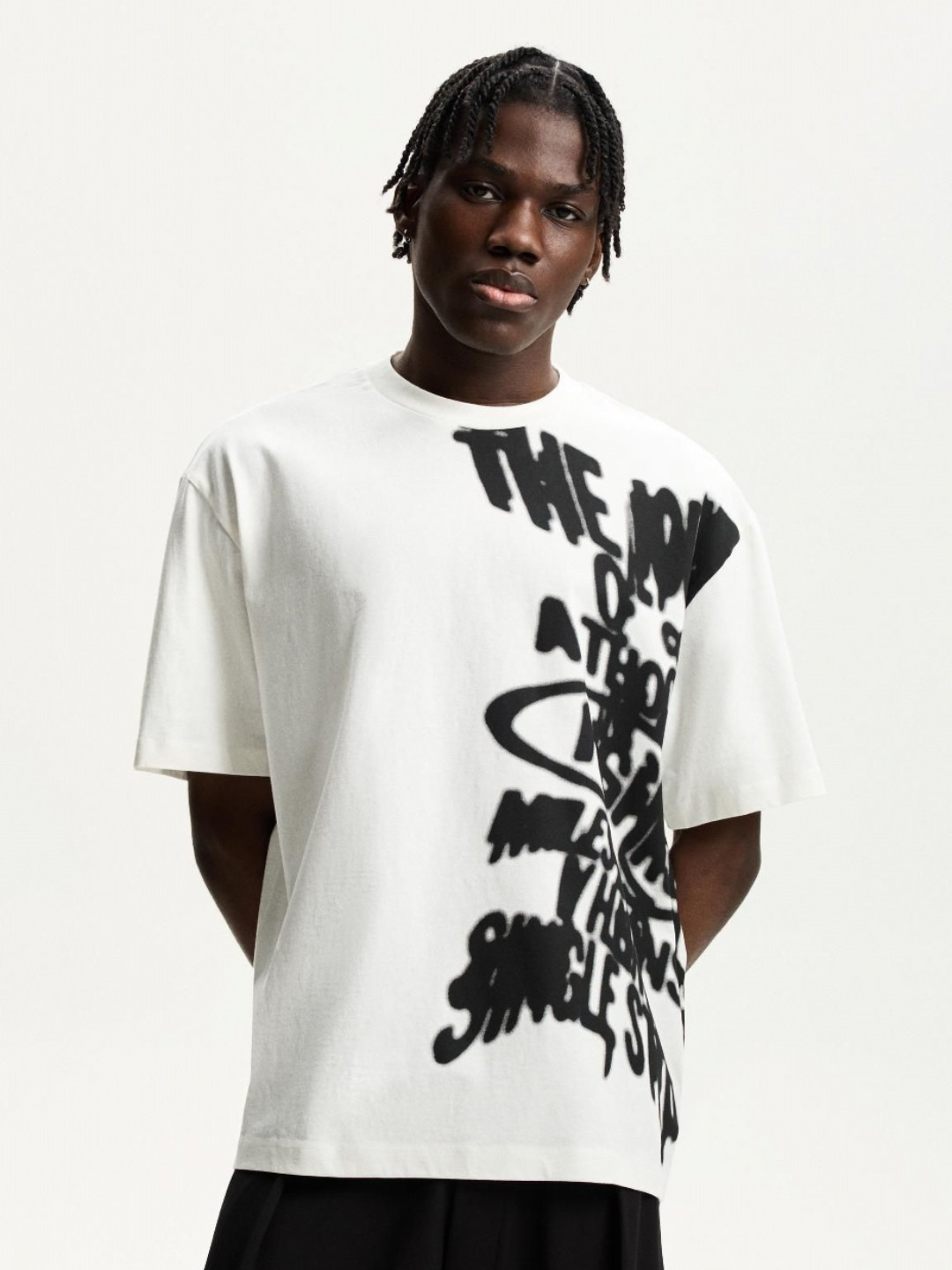 Bershka Men Typography Printed Round Neck Relaxed Fit T-shirt