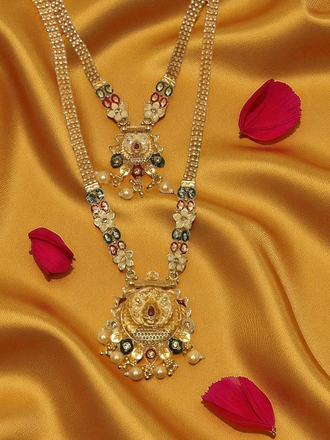 GOLDEN GLAMOUR Women Gold Plated Jewellery Set