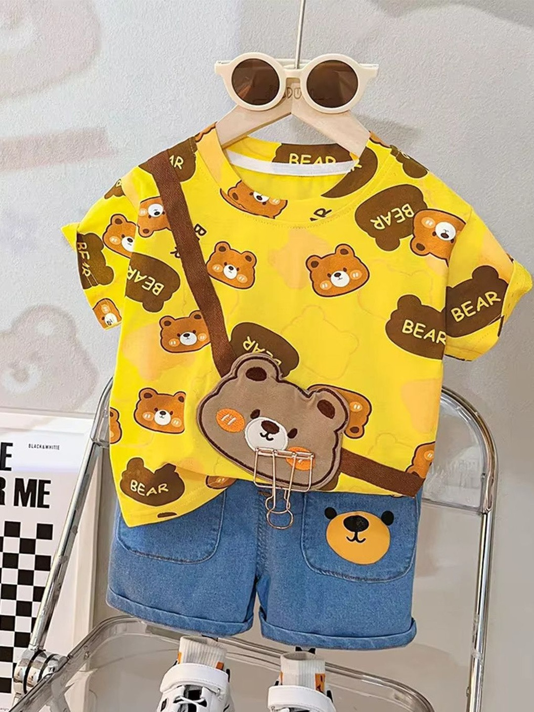 Bold N Elegant Unisex Kids Yellow Bear Printed Round Neck Pure Cotton Causal Clothing Set