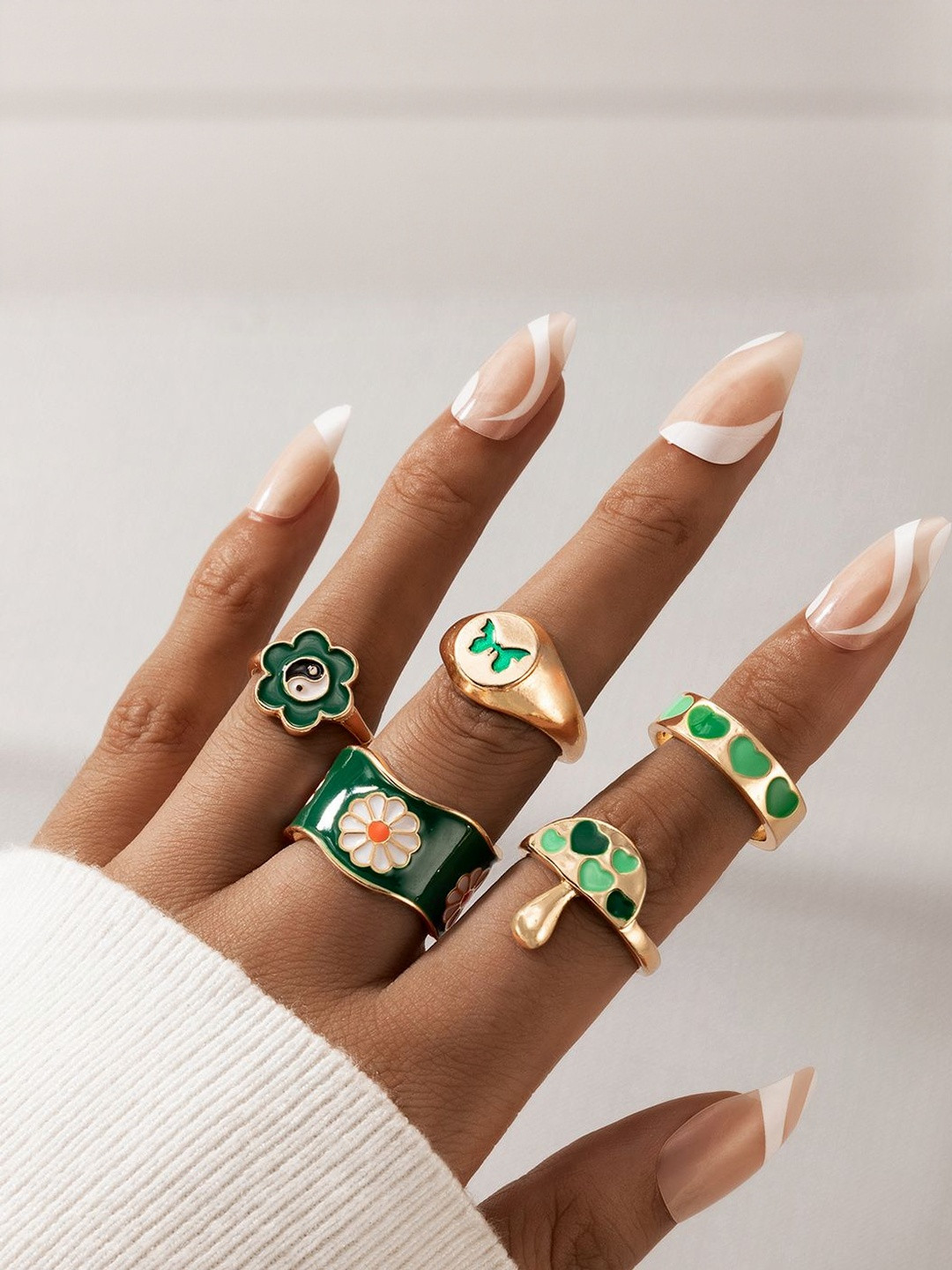 DressBerry Women 5 Pcs Green & Gold-Plated Alloy Finger Rings
