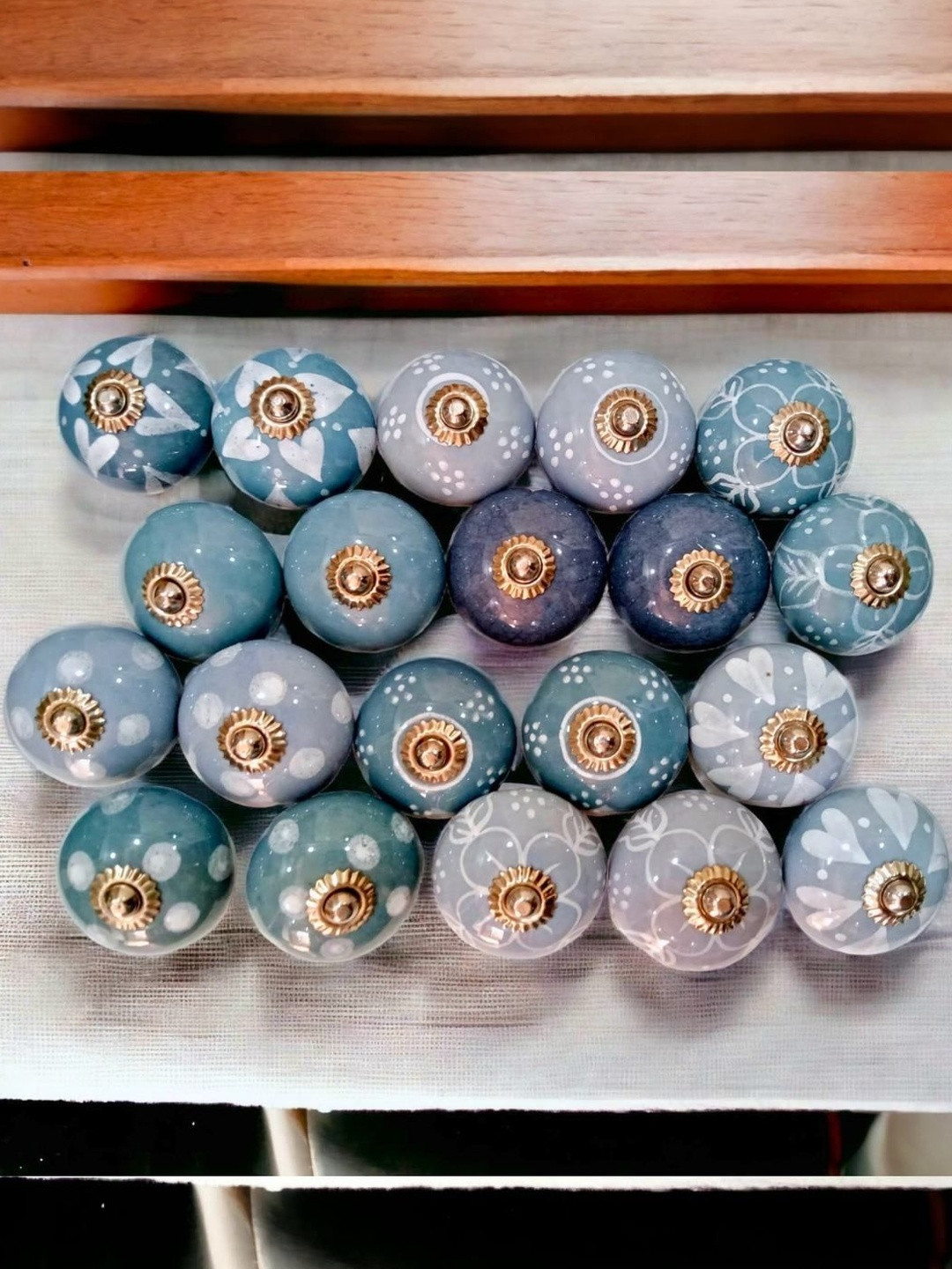 Amoorcart Pack of 20 Ceramic Knobs For Kitchen Cupboards Drawers Wardrobes Cabinets