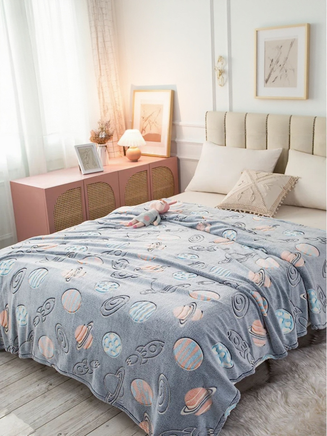 Reexplore Grey Microfiber 300 GSM Glow in The Dark Blanket