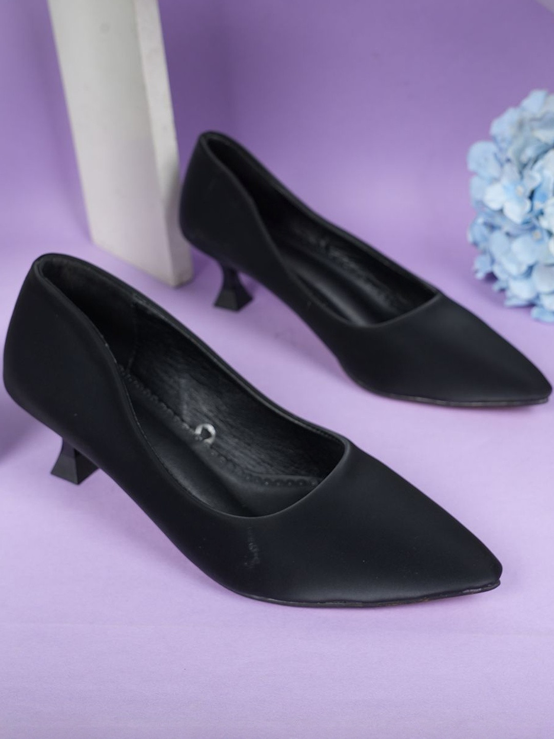 Dollphin Women Black Embellished PU Pointed Toe Kitten Sandals