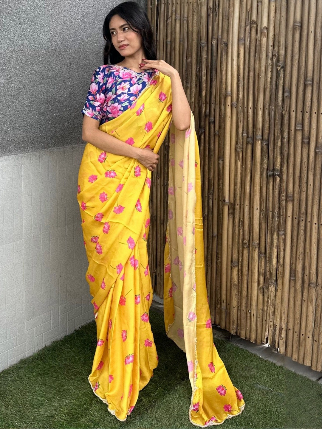 DIVASTRI Yellow Printed Satin  Sarees