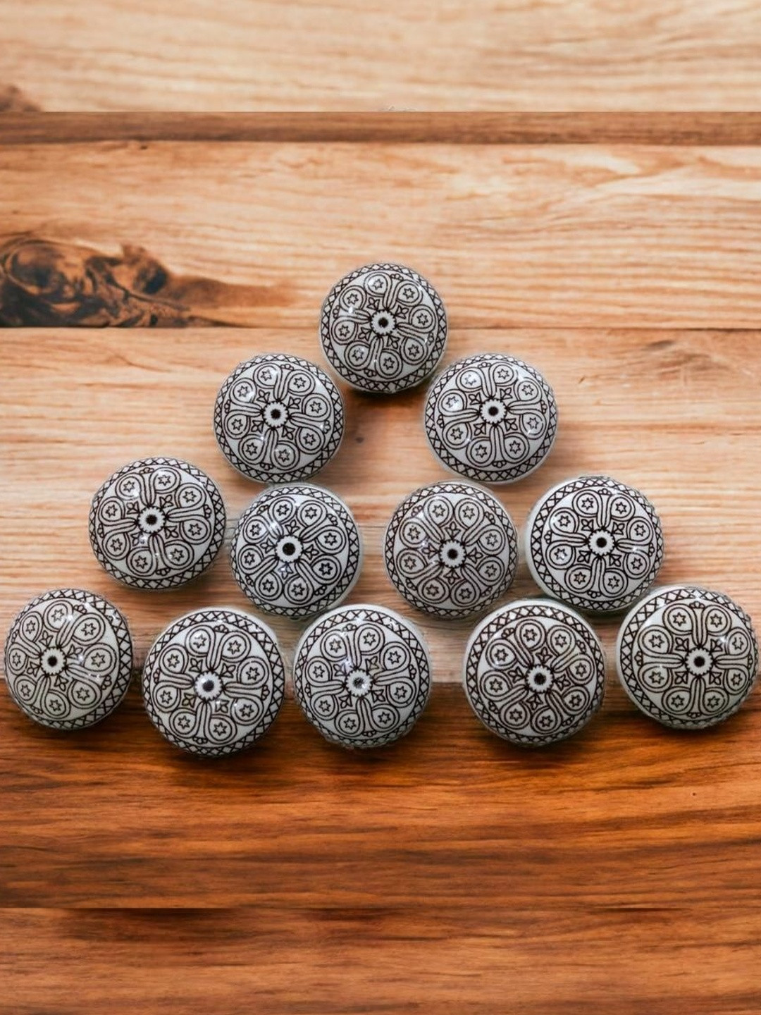 Amoorcart Black & White Set Of 12 Printed Stainless Steel Ceramic Knobs
