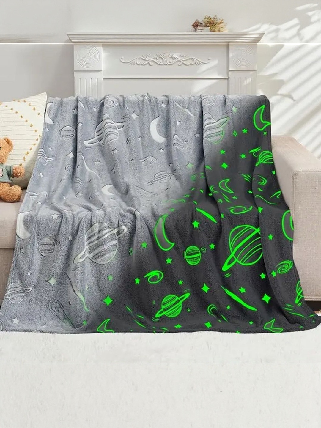 Reexplore Grey Microfiber 300 GSM Single Bed Glow in The Dark Blanket