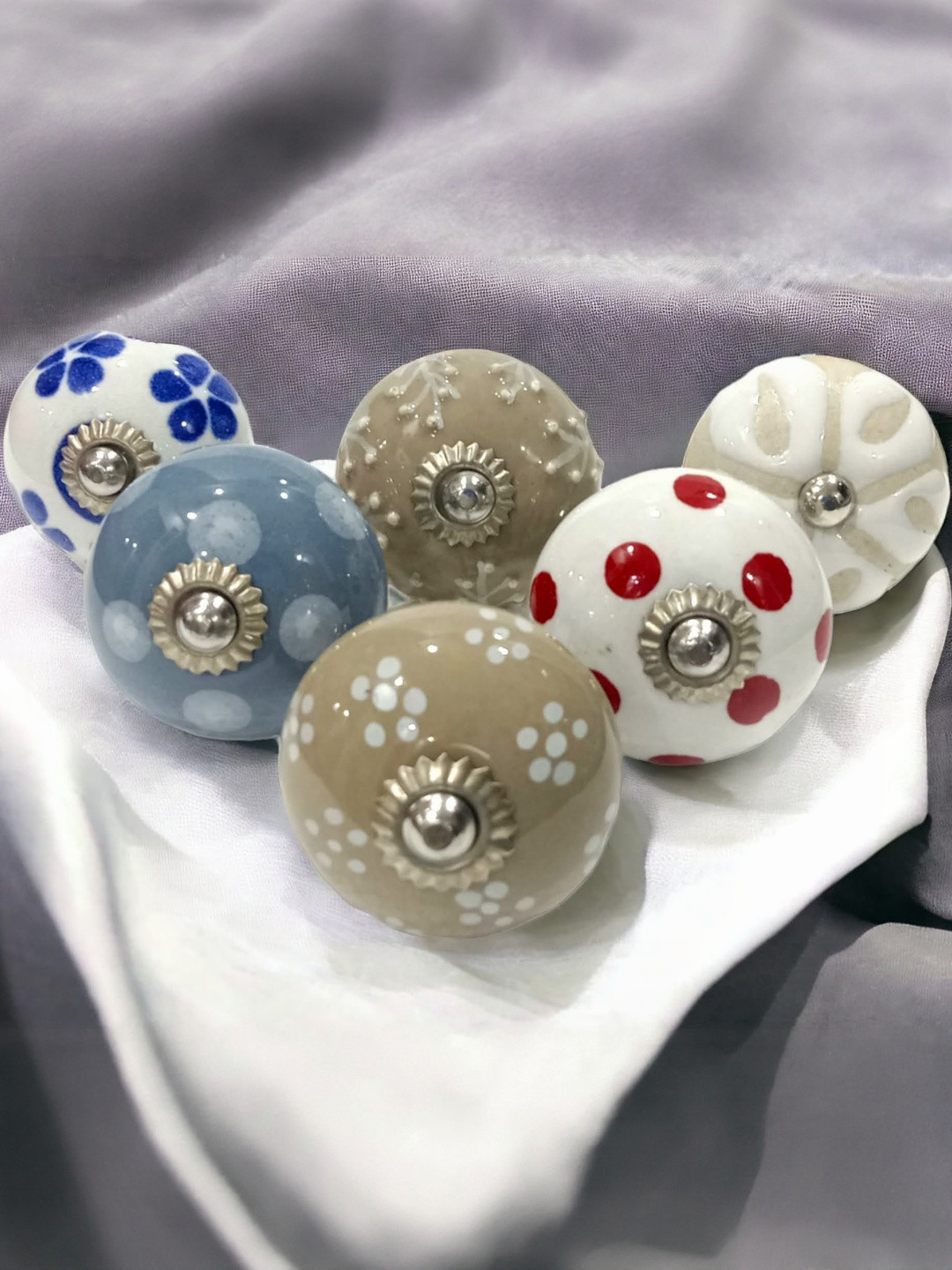 Amoorcart Multi-Coloured Set of 6 Knobs