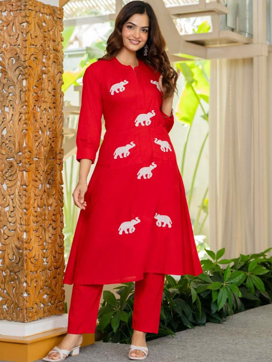 Aaysa Kurti Animal Printed Notch Neck Pure Cotton A-Line Kurta With Trousers