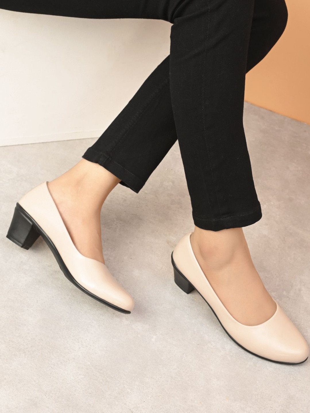 XE Looks Women Cream Block Heel Casual Ballerinas