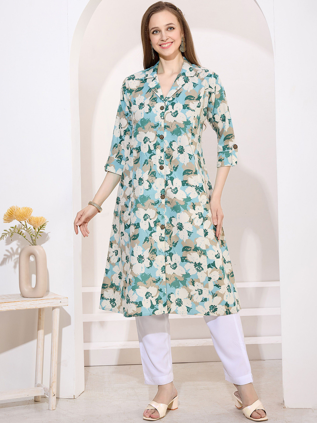 keshubaba Women Linen Floral Printed Princess Cut Long Kurta
