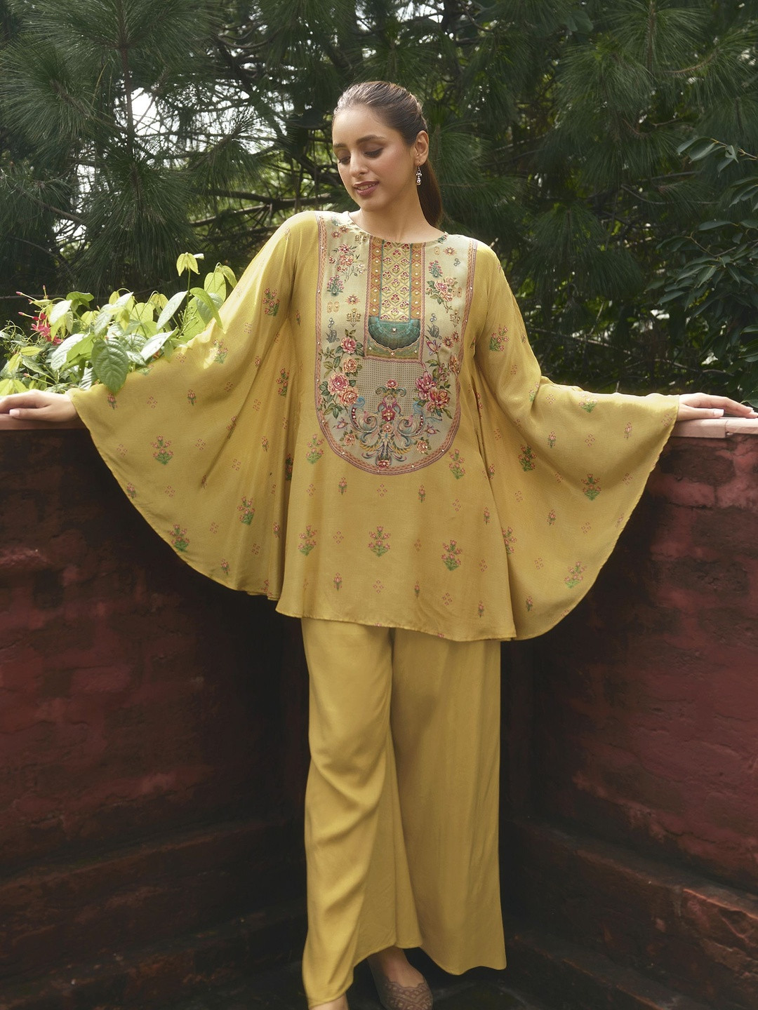 Anouk Women Mustard Silk Blend Floral Printed Kaftan With Trousers