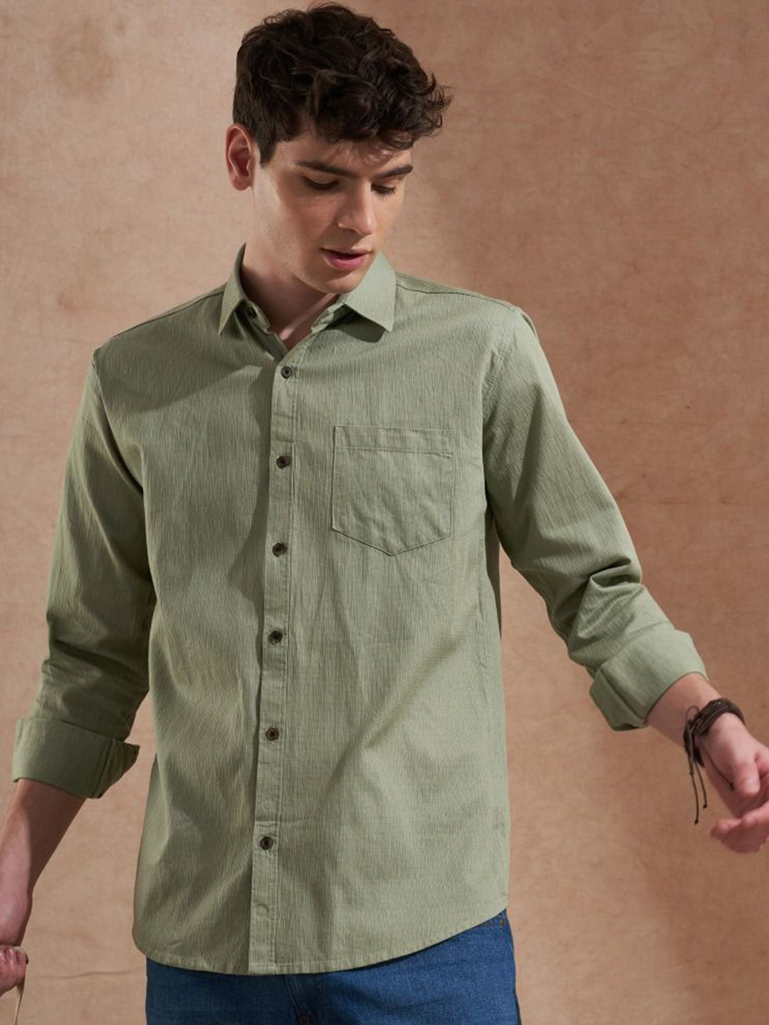 TRYBUY.IN Men Premium Fit Solid Spread Collar Cotton Casual Shirt