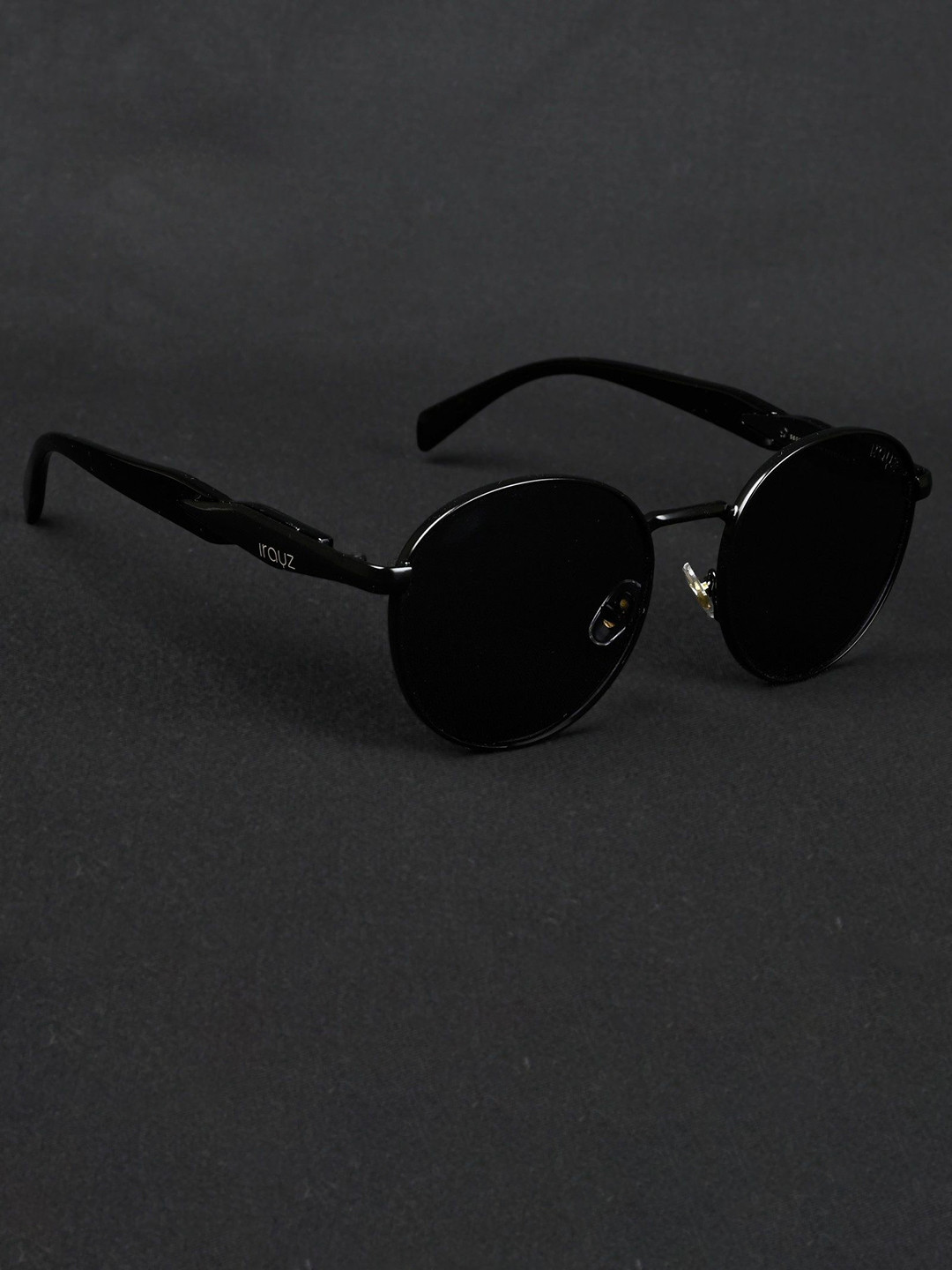 Irayz Unisex Round Sunglasses with Polarised and UV Protected Lens 5203-Black