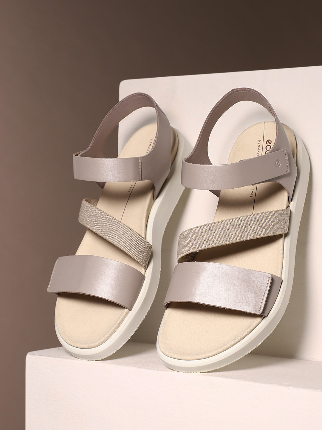 ECCO Leather Flatform Sandals