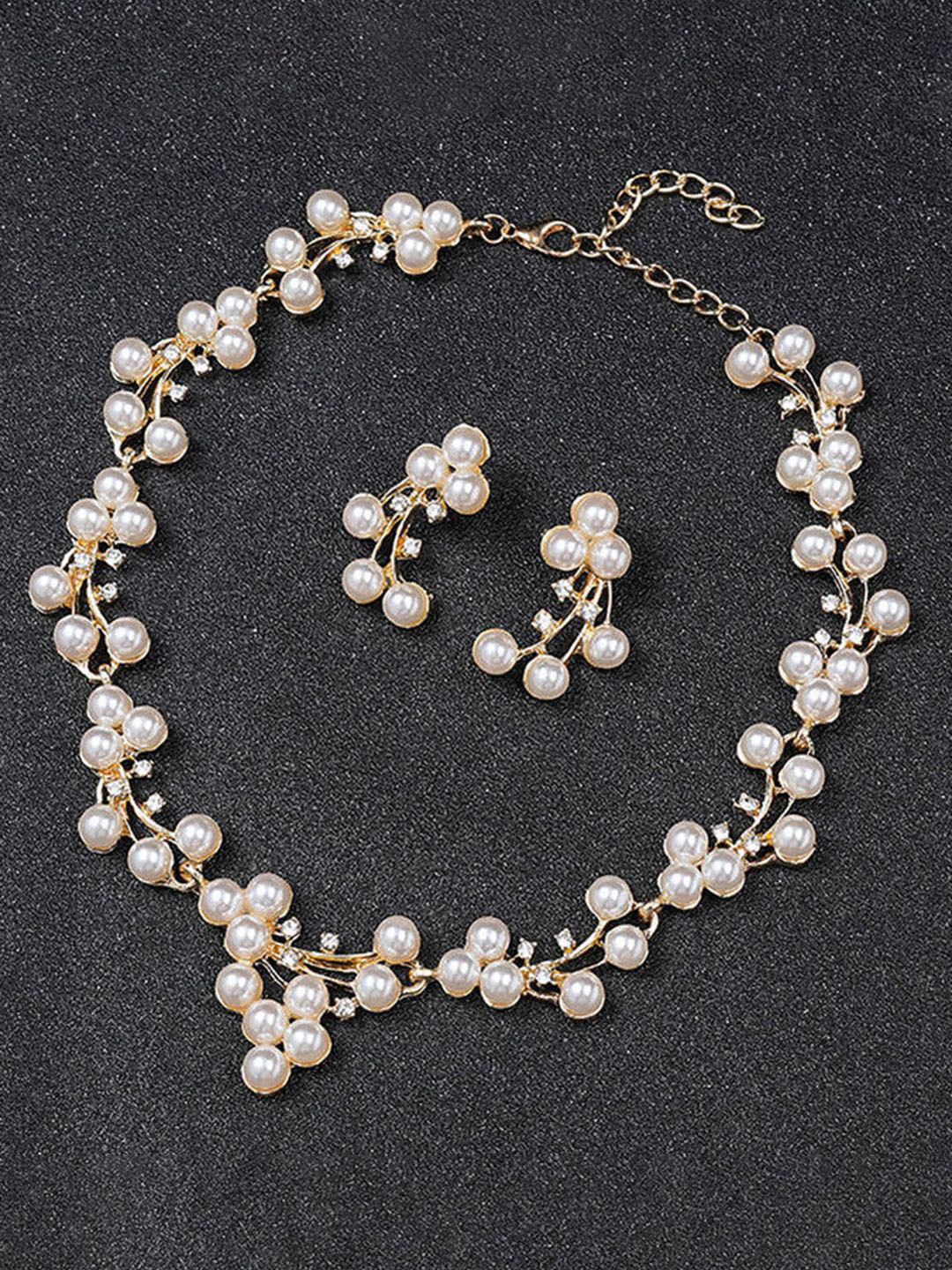 Peora Gold Plated Crystal & Pearls Studded Filigree Design Necklace With Drop Earrings