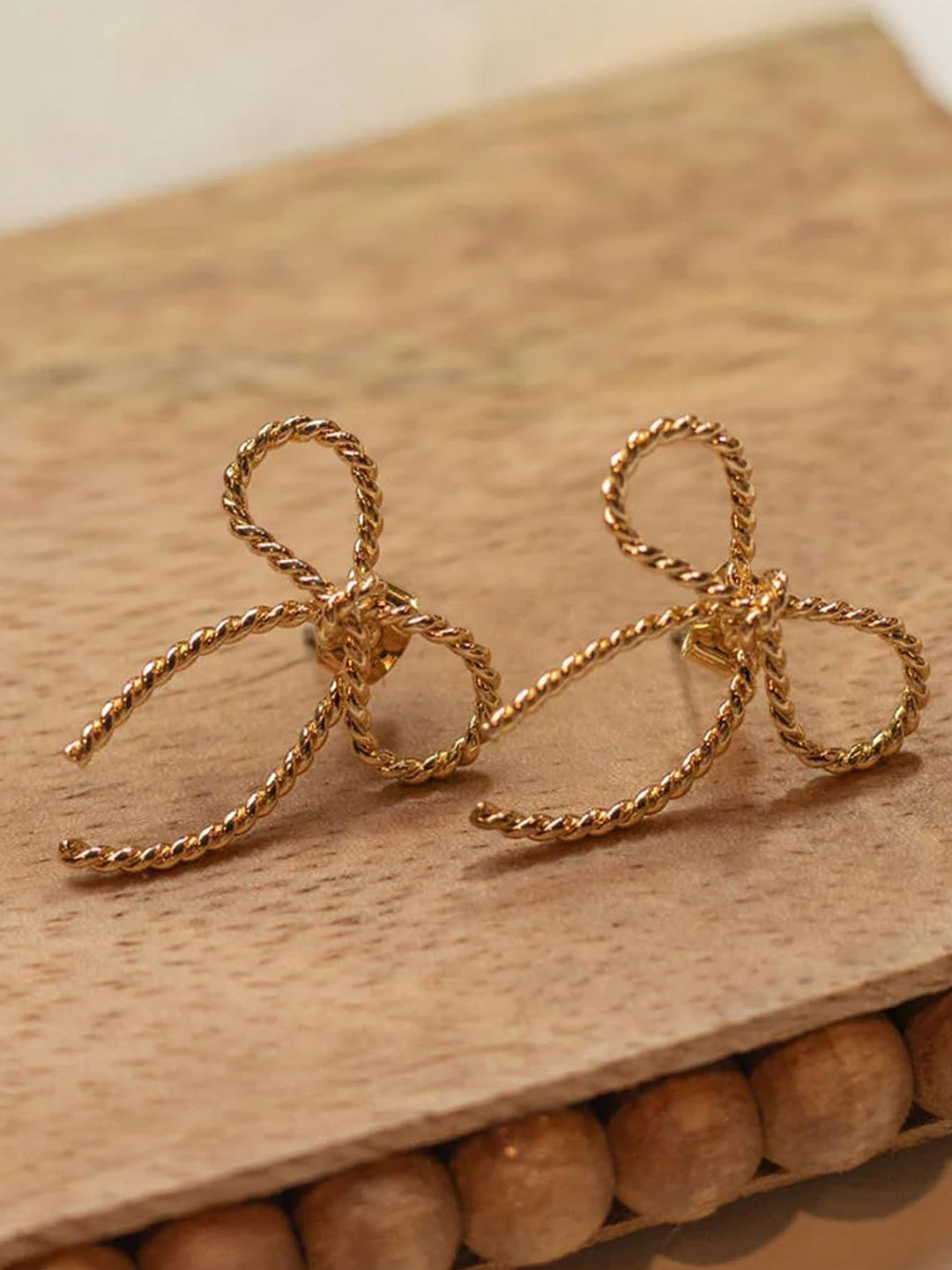 VAMA Gold-Plated Bow Shaped Studs