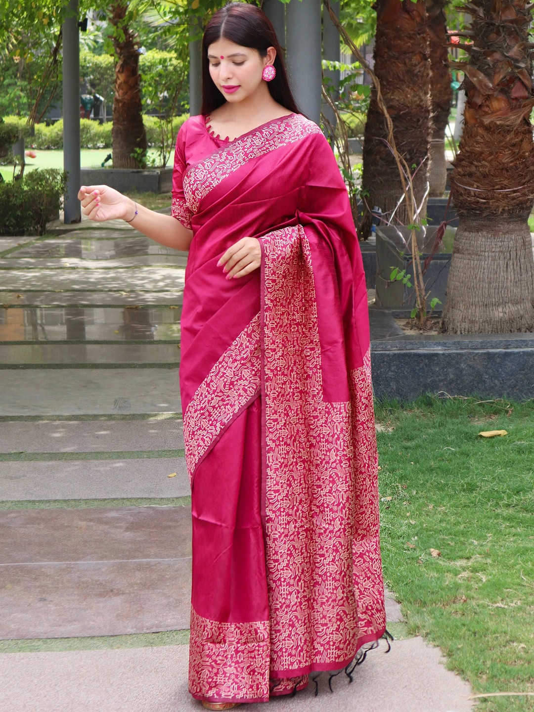 Kriyansh Women Rose Sarees