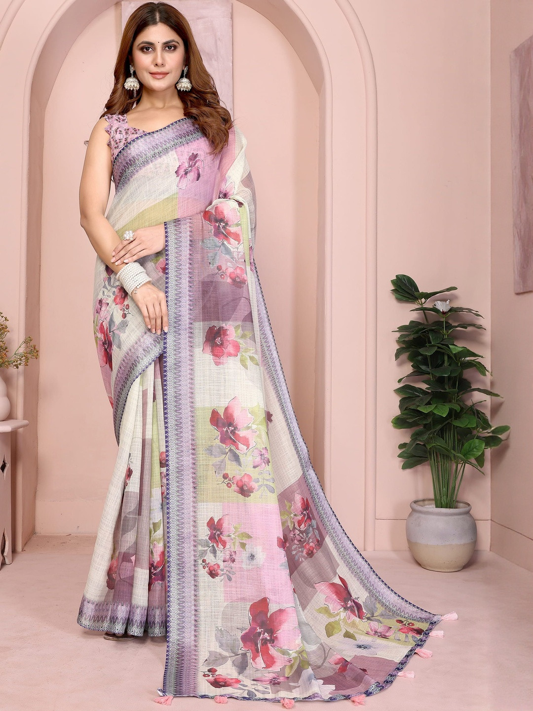 Mitera Floral Printed Zari Indie Florals Saree