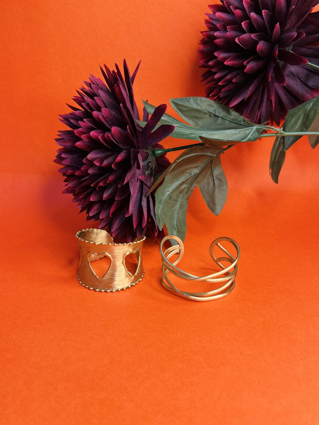 TAG 7 Set Of 2 Criss Cross & Heart Cuff Bracelet