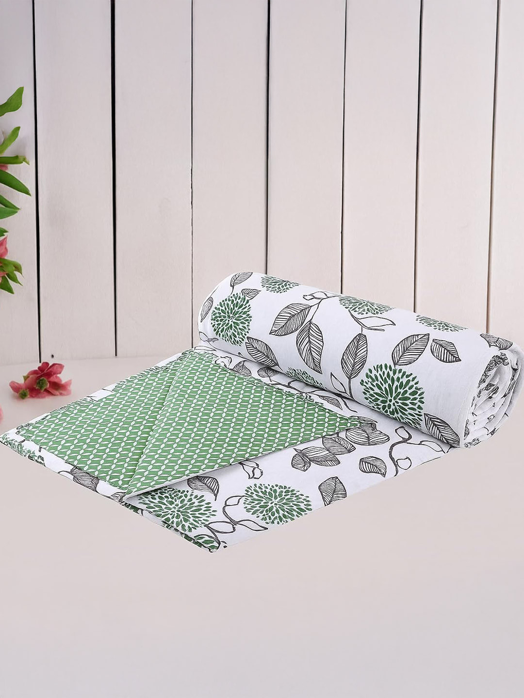 Trance home Linen Spring Green 210 GSM Pure Cotton Reversible Single Bed Size Dohar