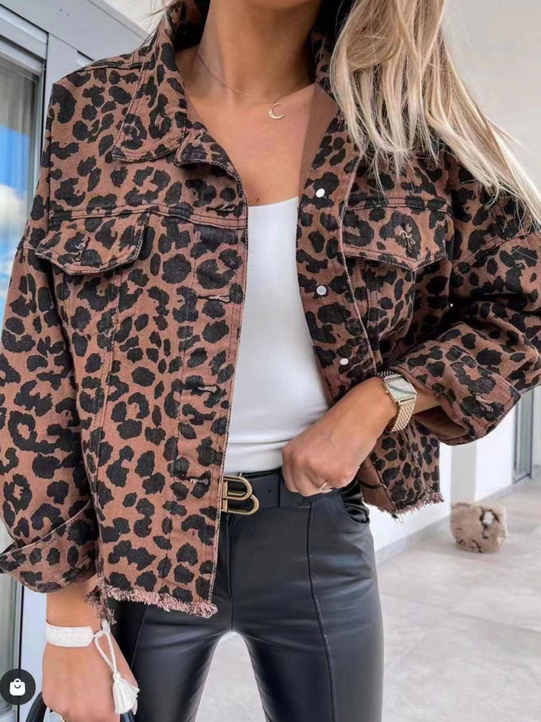 StyleCast Women Spread Collar Animal Print Crop Jacket